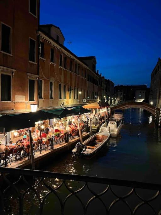 Ponte Dei Greci * Venise